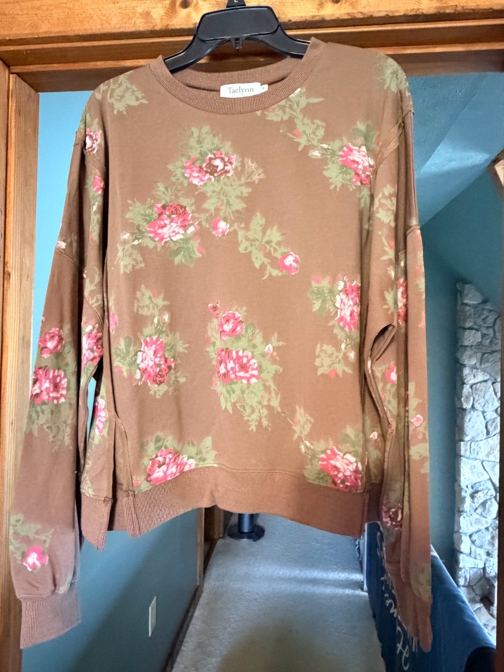 Brown Medium Floral Taelynn Top NWOT